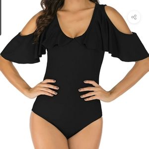 Versatile black Bathing Suit Swimsuit Swimwear size large cold shoulder new